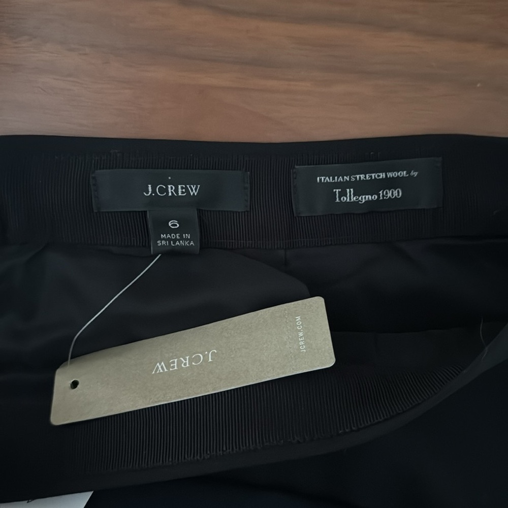 NWT J Crew Pencil Skirt Black Italian Stretch Wool Size 6 - Picture 3 of 3
